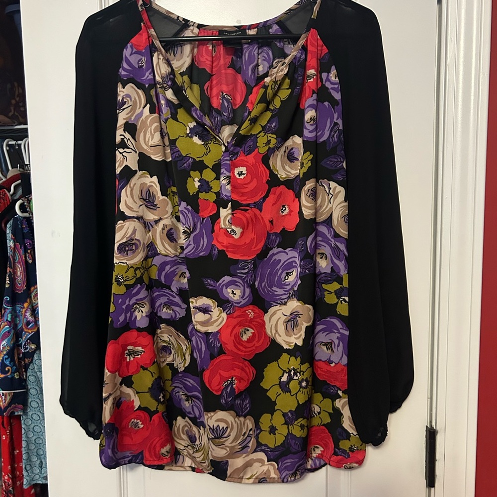 Ann Taylor Floral Sheer Sleeve Women's Top - Black, Red, Purple